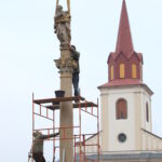 znovuosazení mariánského sloupu v Nové Pace