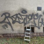 graffiti na fasádě